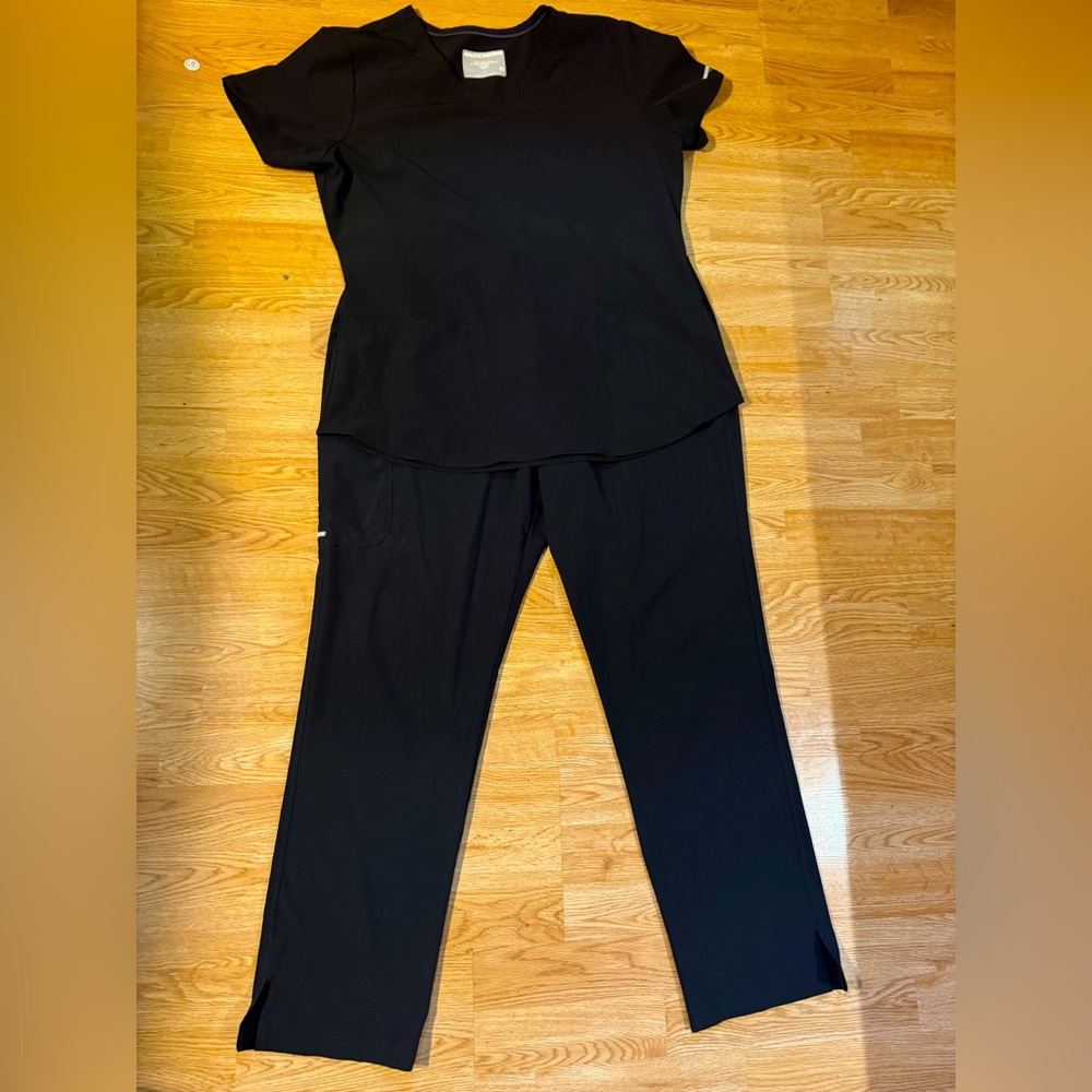 Black sketchers scrub set